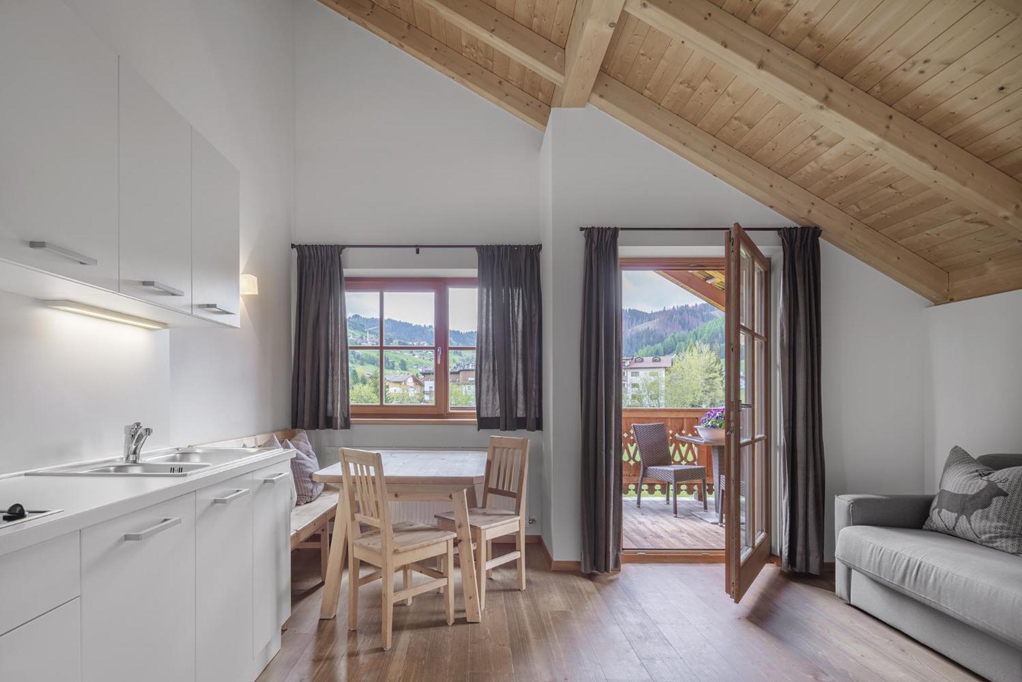 Chalet Ciasa Tino & Sara - Belaval Apartments Корвара-ин-Бадия Экстерьер фото