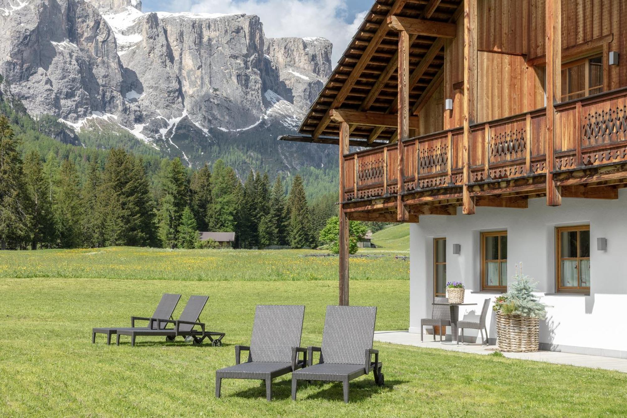 Chalet Ciasa Tino & Sara - Belaval Apartments Корвара-ин-Бадия Экстерьер фото